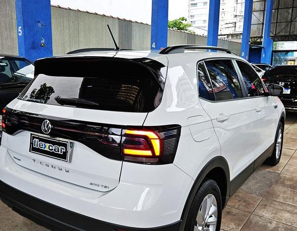 VW T-Cross Sense completo