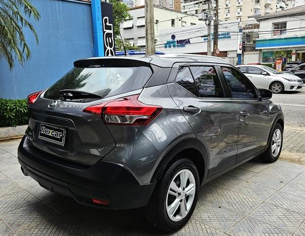 Nissan Kicks S completo