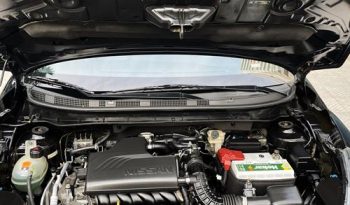 Nissan Kicks SL completo