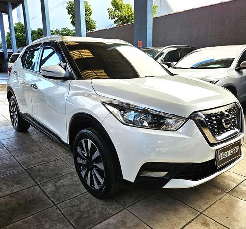Nissan Kicks SV completo