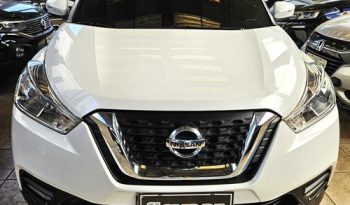 Nissan Kicks SV completo