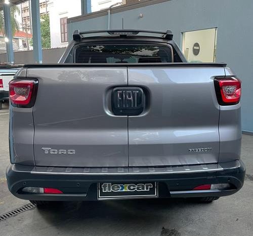 Fiat Toro Freedom completo