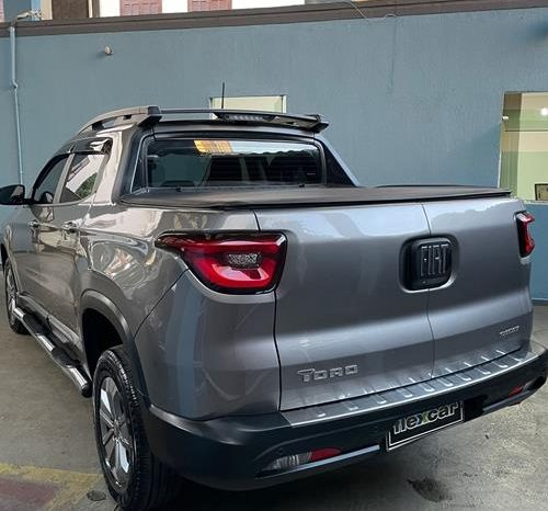 Fiat Toro Freedom completo